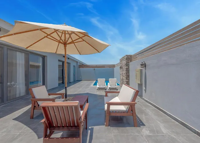 Luxury 2 Bedrooms In Bali - Elgouna With Pool * Hurgada